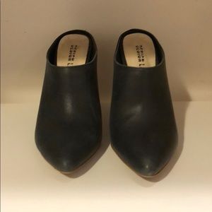 Design Lab Lord& Taylor Slip on Heels